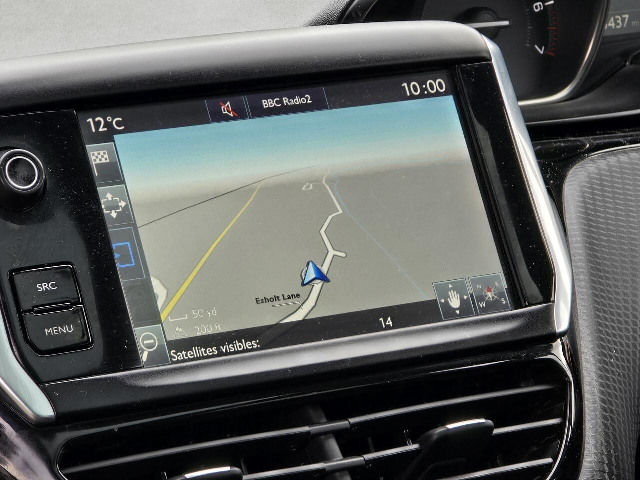 Peugeot 208 - Image 6