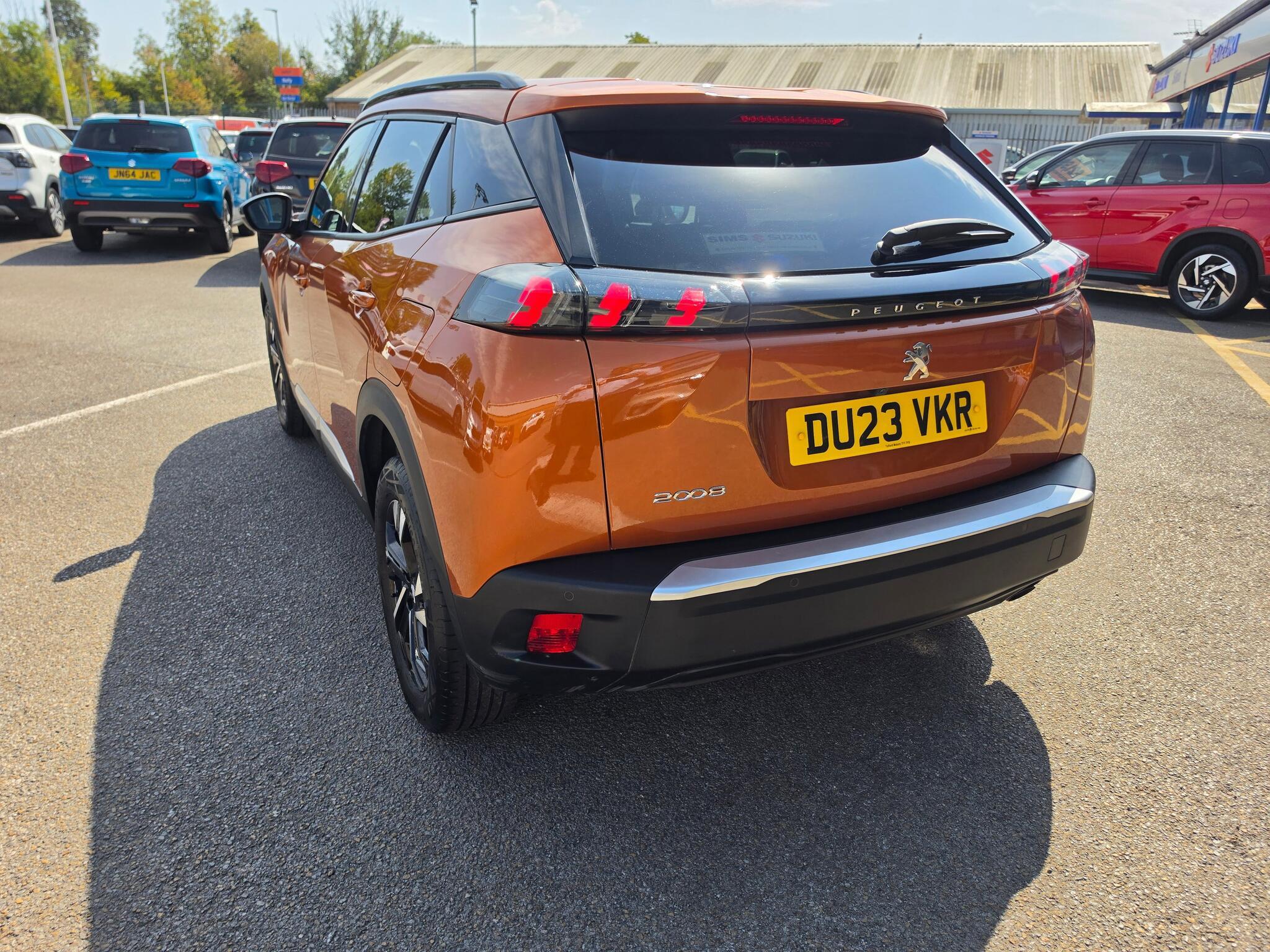 Peugeot 2008 - Image 9