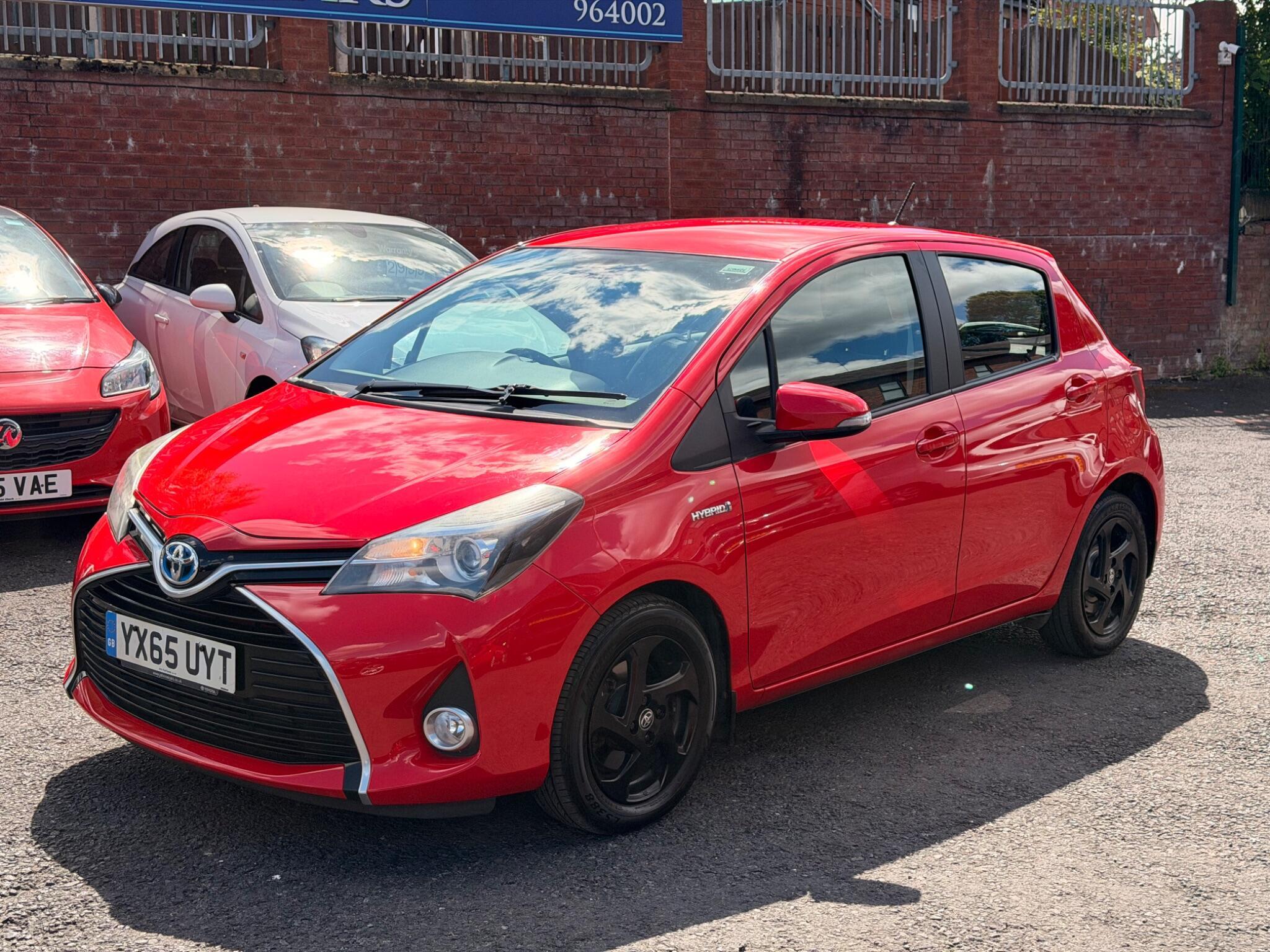 Toyota Yaris - Image 3
