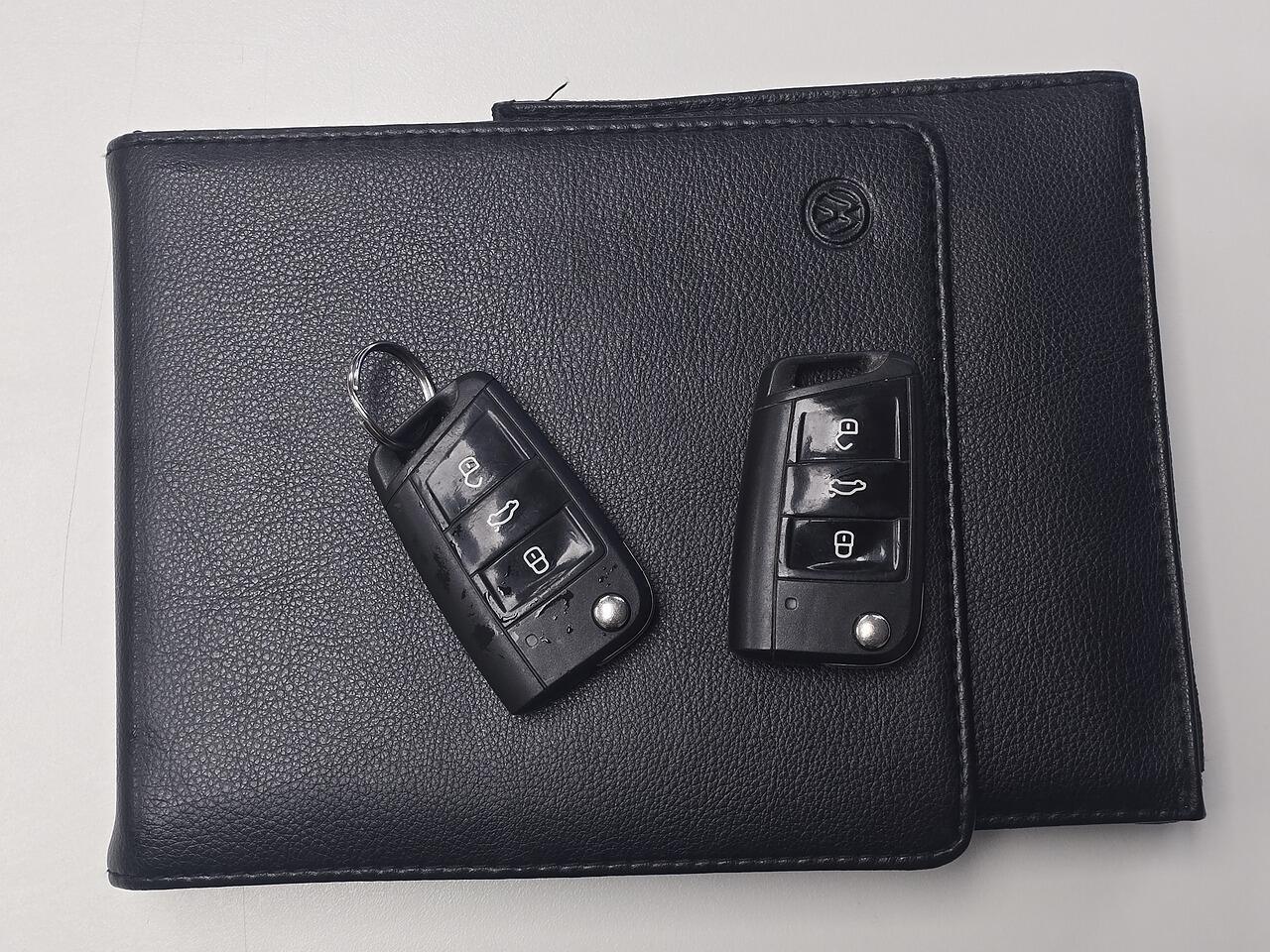 Volkswagen Golf - Image 14