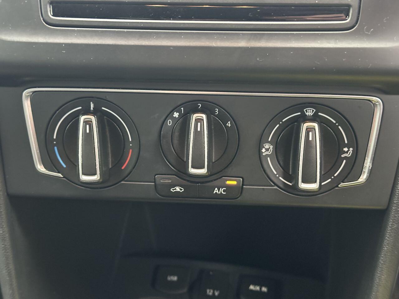 Volkswagen Polo - Image 27