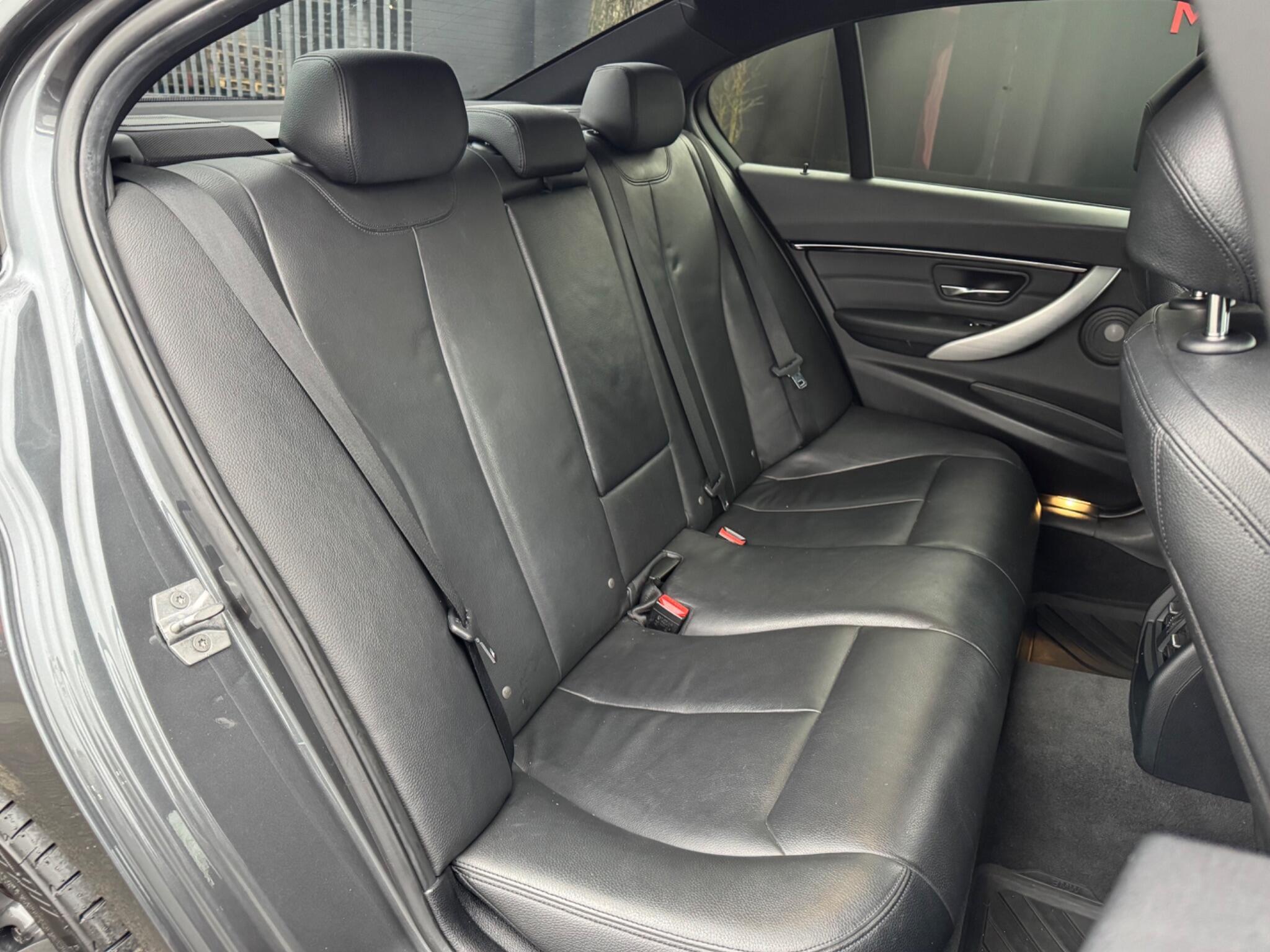 BMW 3 Series - Image 24