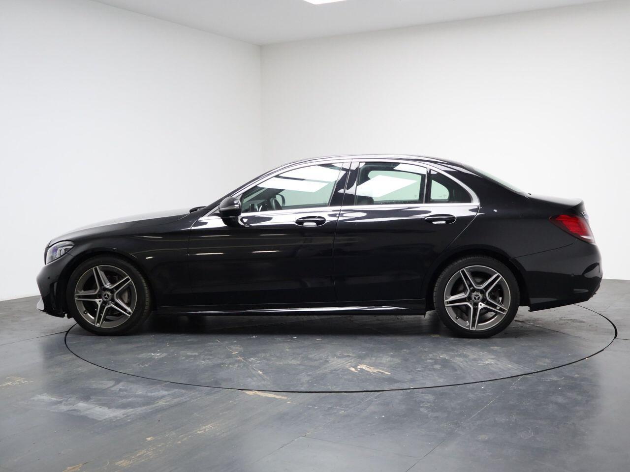 Mercedes-benz C-CLASS - Image 8