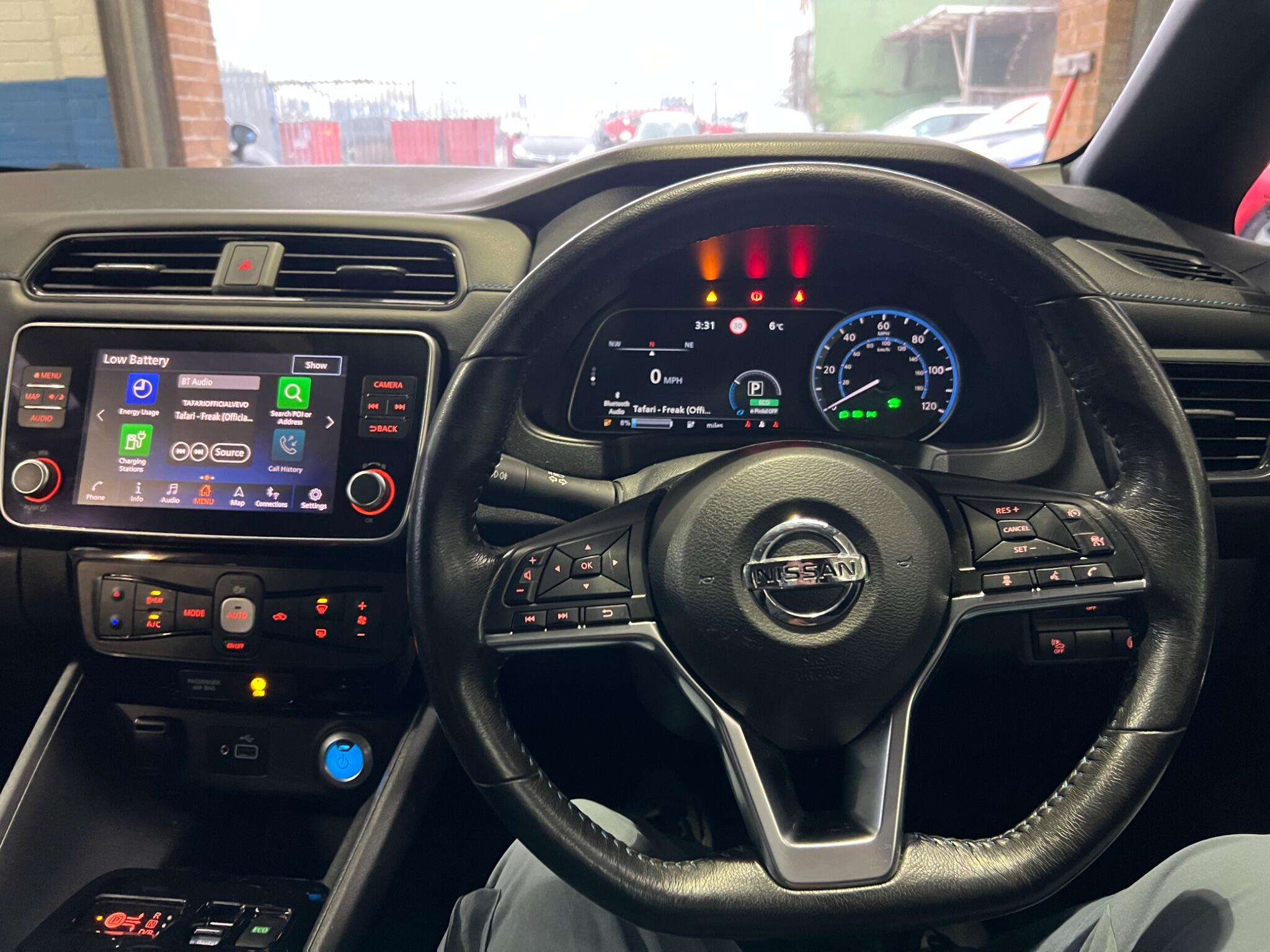 Nissan Leaf - Image 29