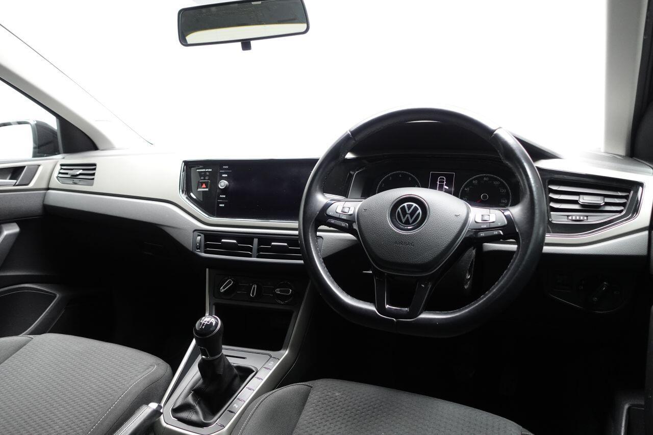 Volkswagen Polo - Image 15