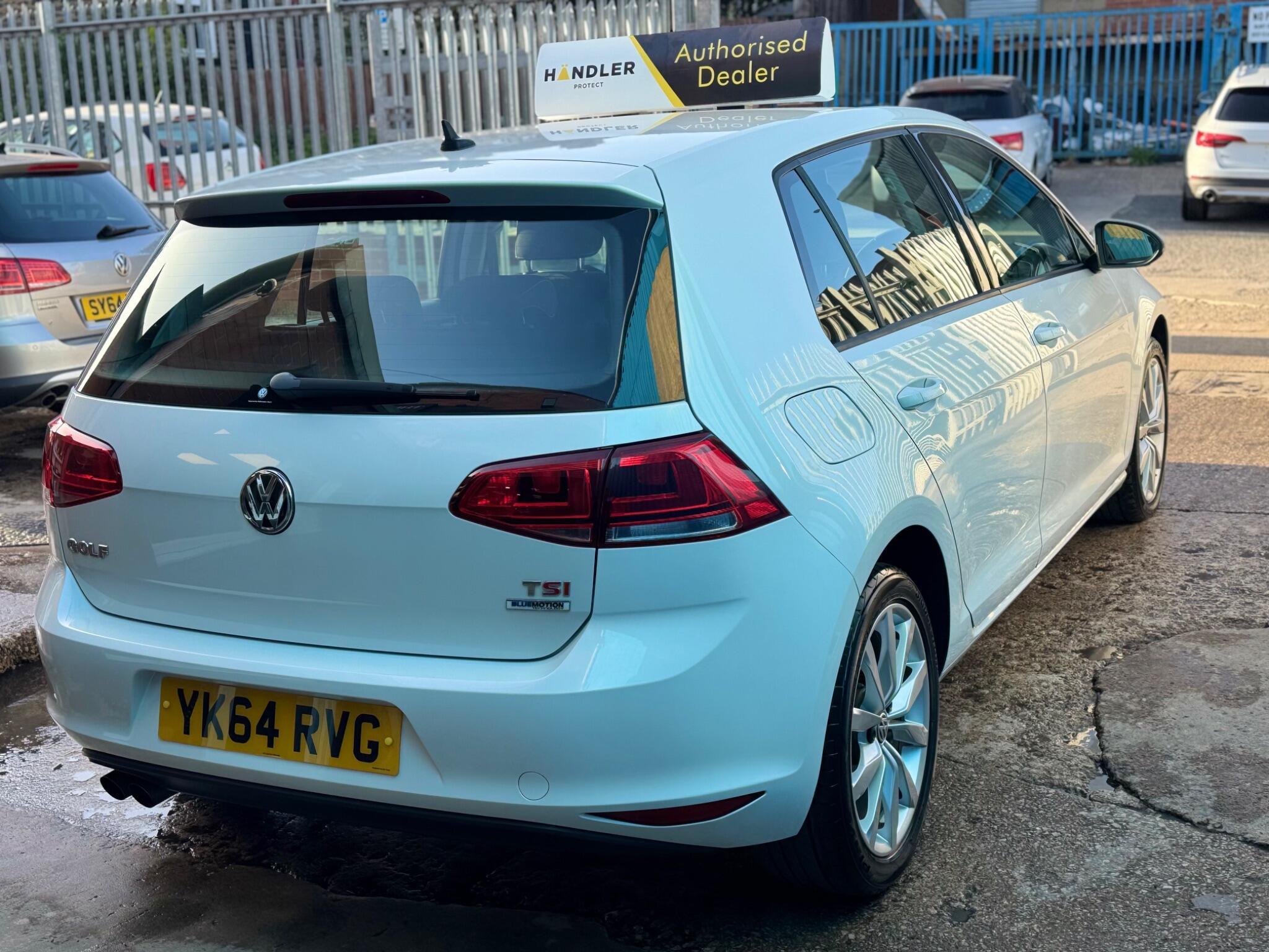 Volkswagen Golf - Image 26
