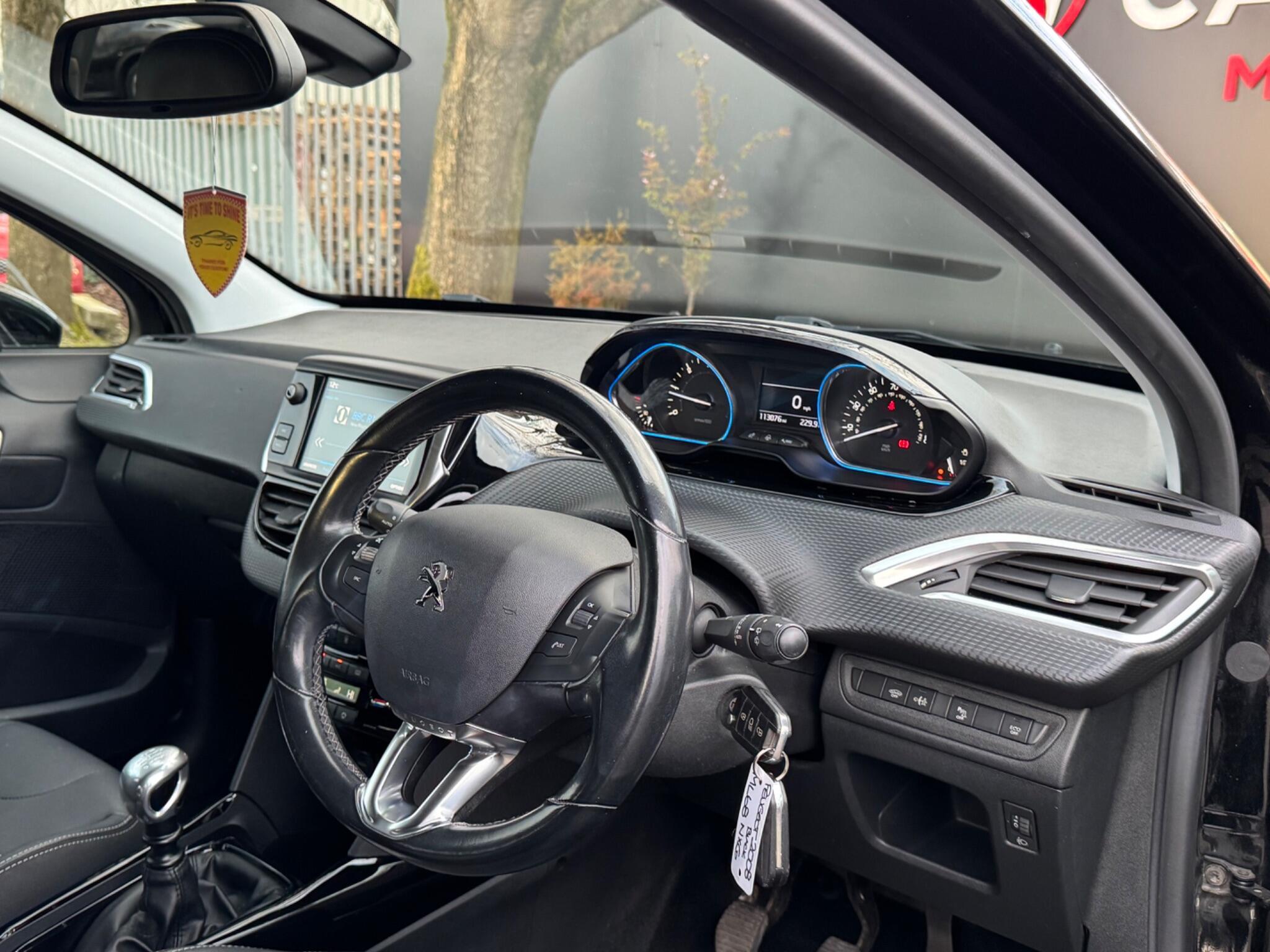 Peugeot 2008 - Image 27