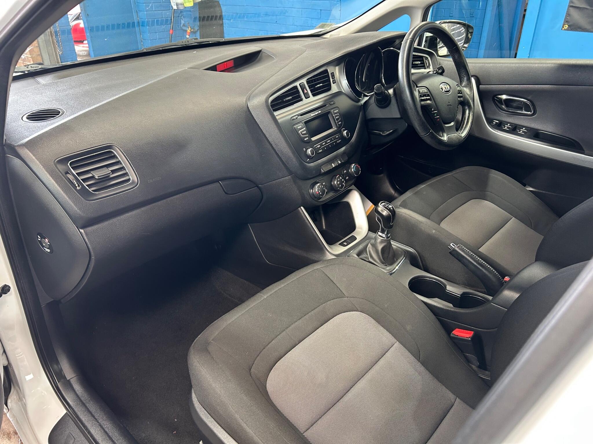 Kia ceed - Image 22