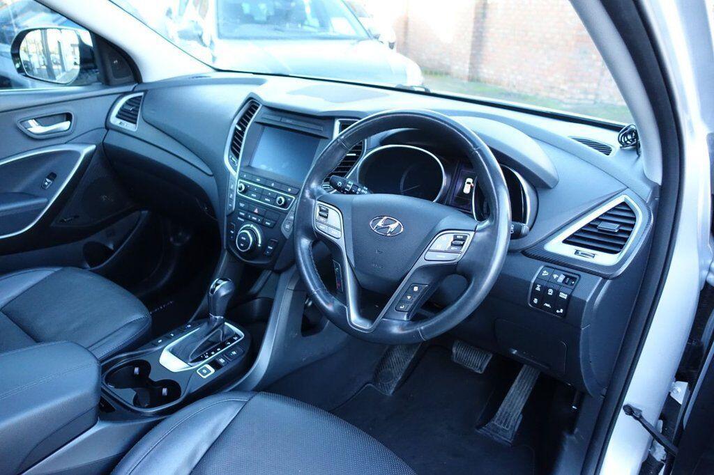 Hyundai Santa Fe - Image 9