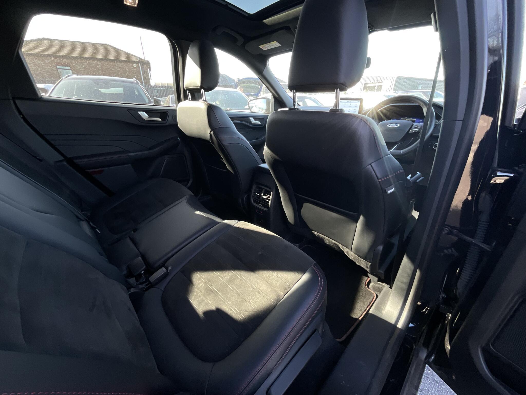 Ford Kuga - Image 10