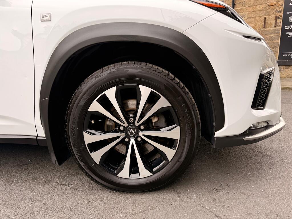 Lexus NX - Image 15