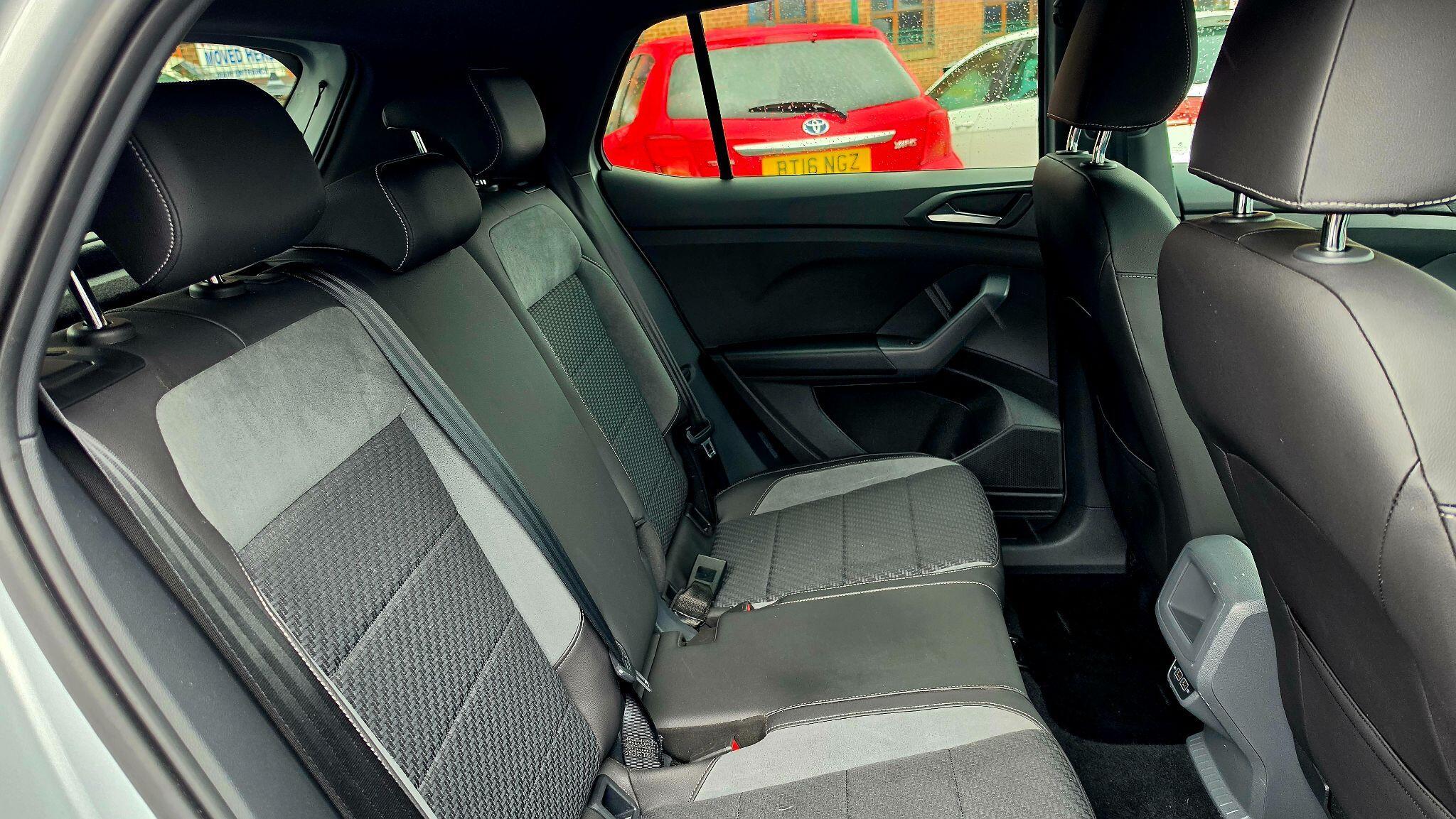 Volkswagen T-Cross - Image 19
