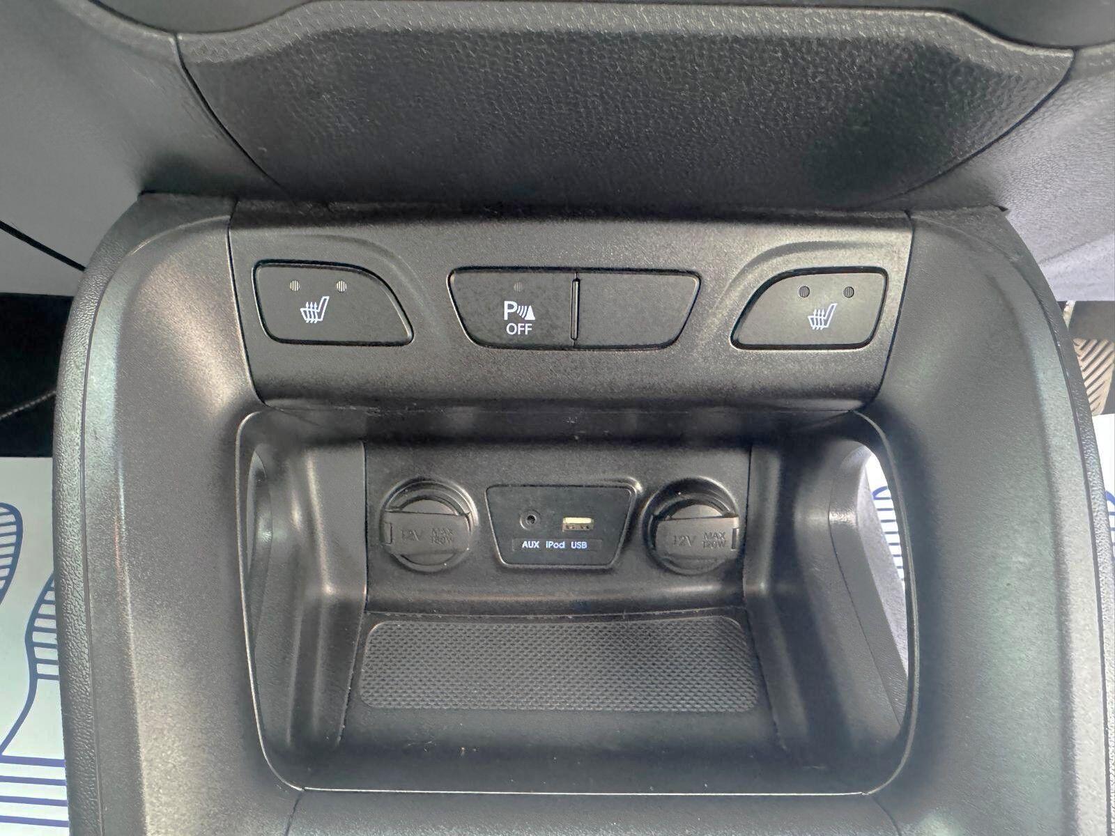 Hyundai ix35 - Image 31