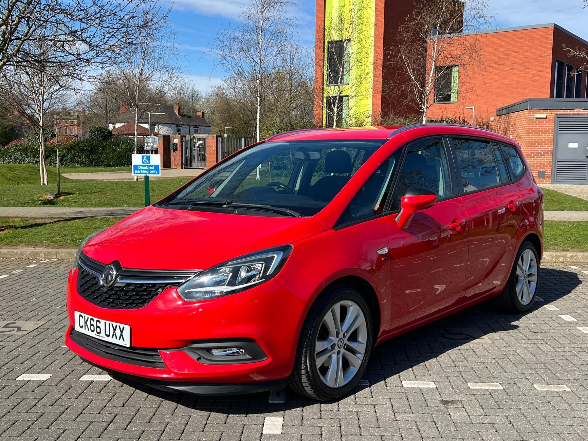 Vauxhall Zafira Tourer - Image 2