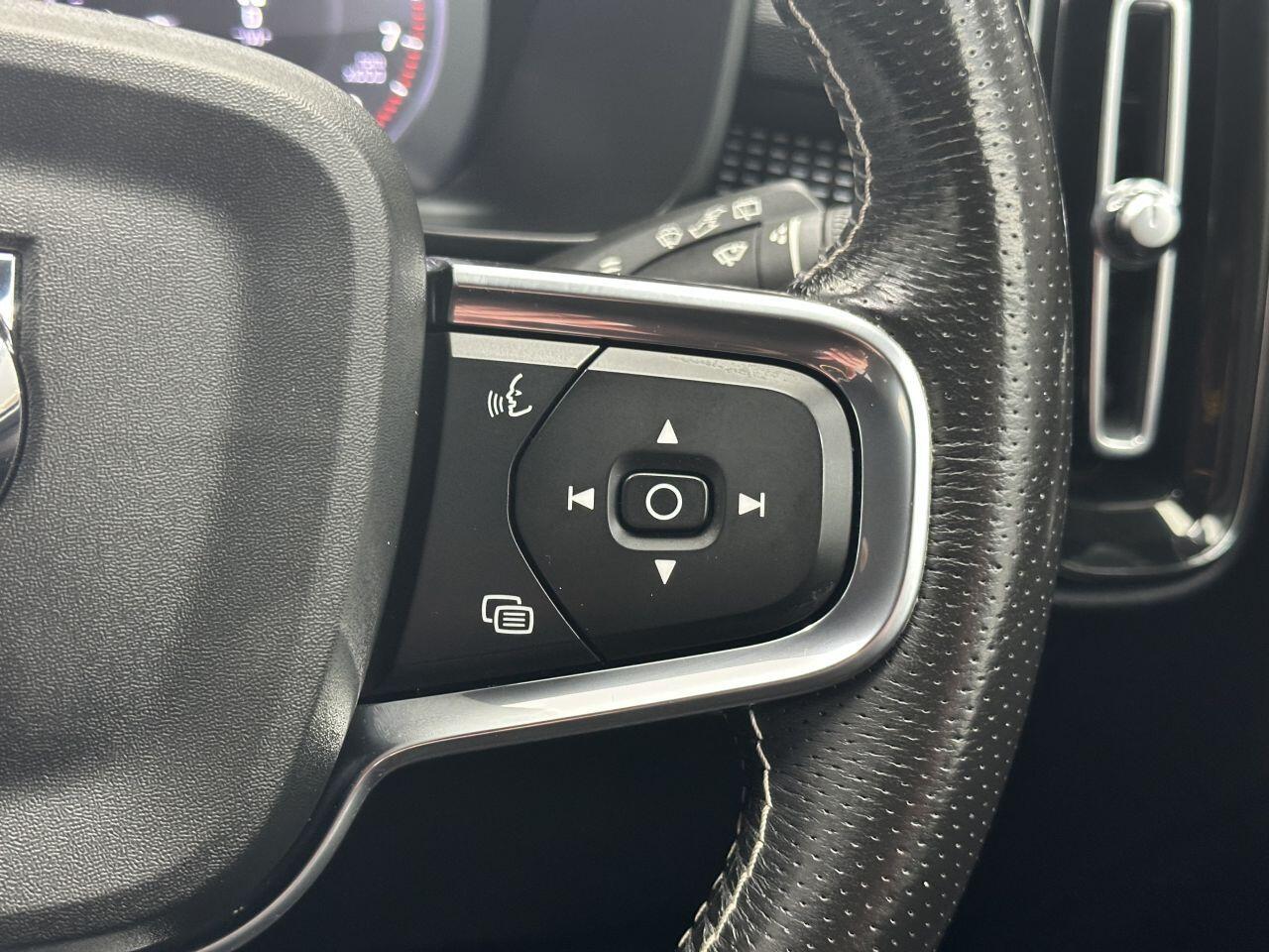 Volvo XC40 - Image 28