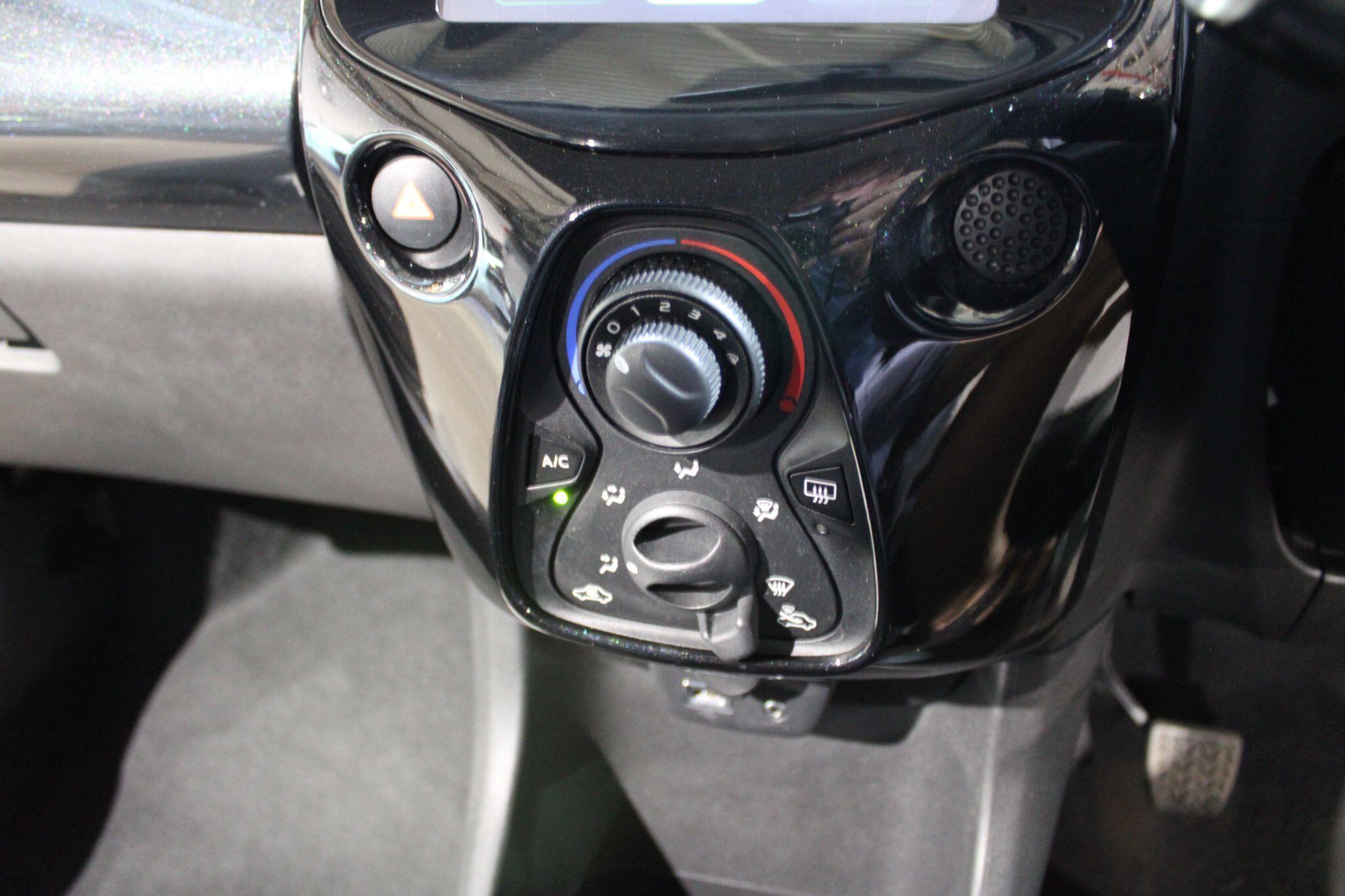 Toyota Aygo - Image 15