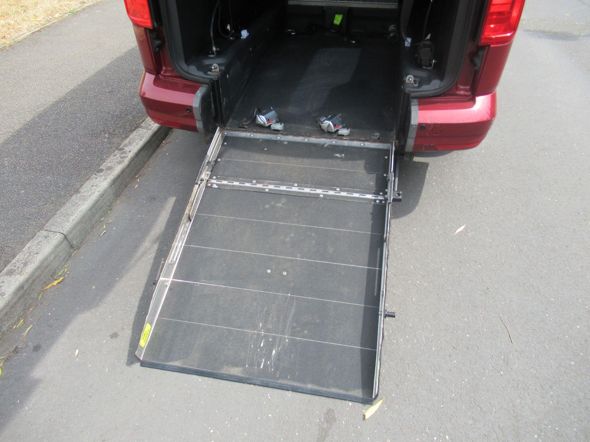 Volkswagen Caddy Maxi Life - Image 19