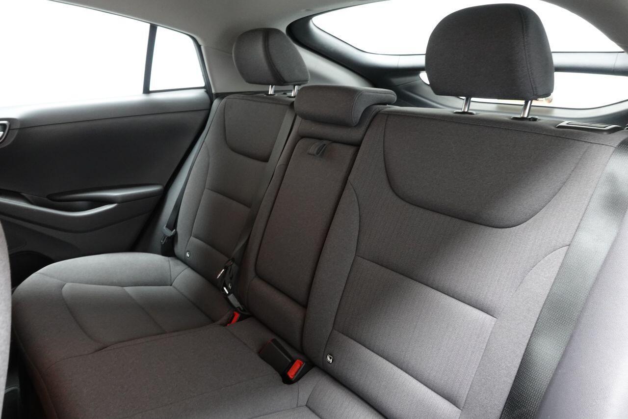 Hyundai Ioniq - Image 20
