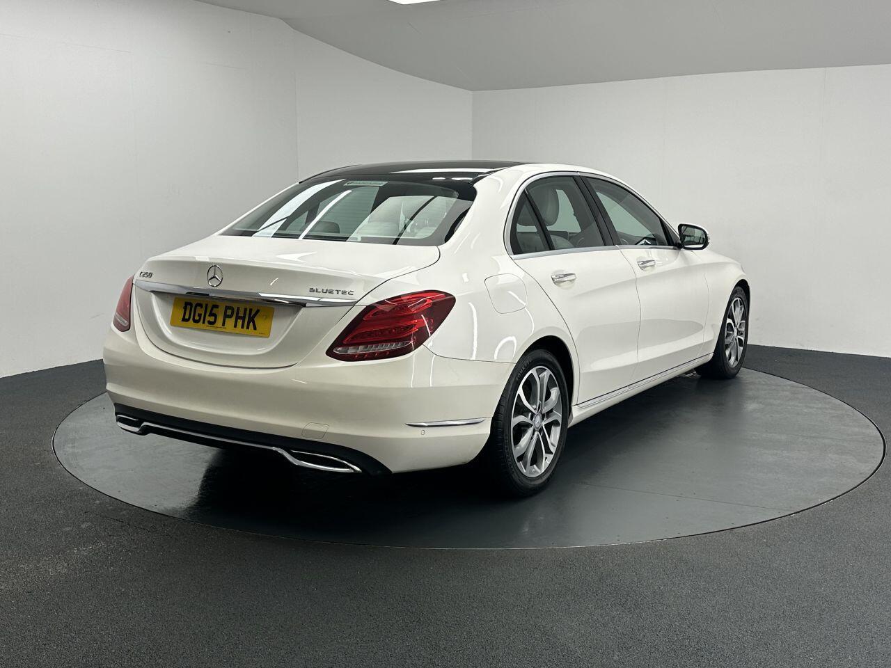 Mercedes-benz C-CLASS - Image 10