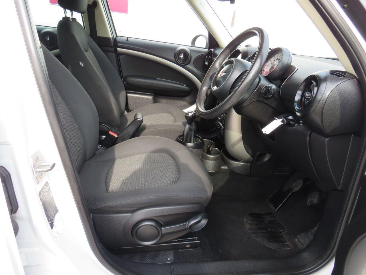 MINI Countryman - Image 8