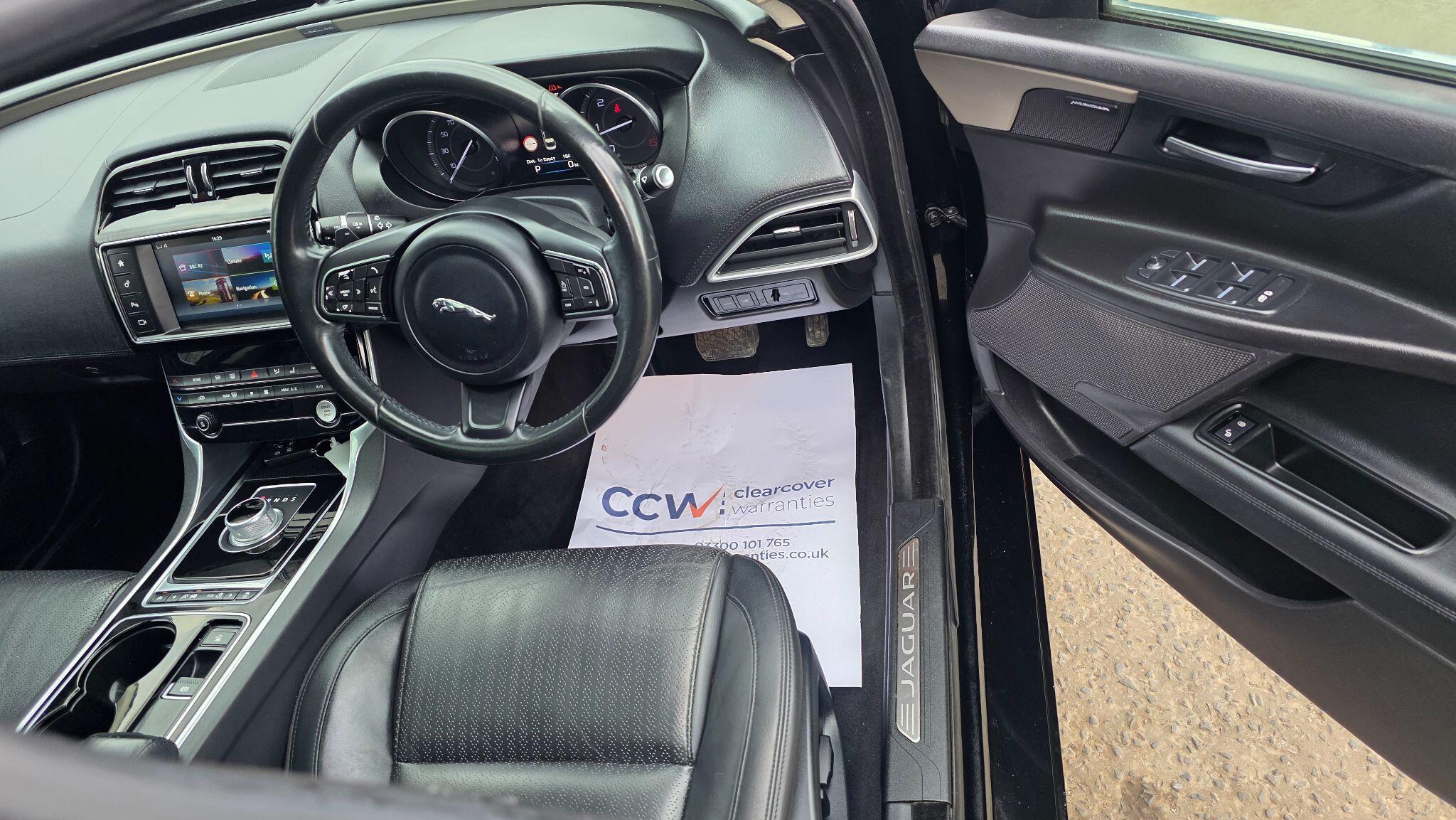 Jaguar XE - Image 24