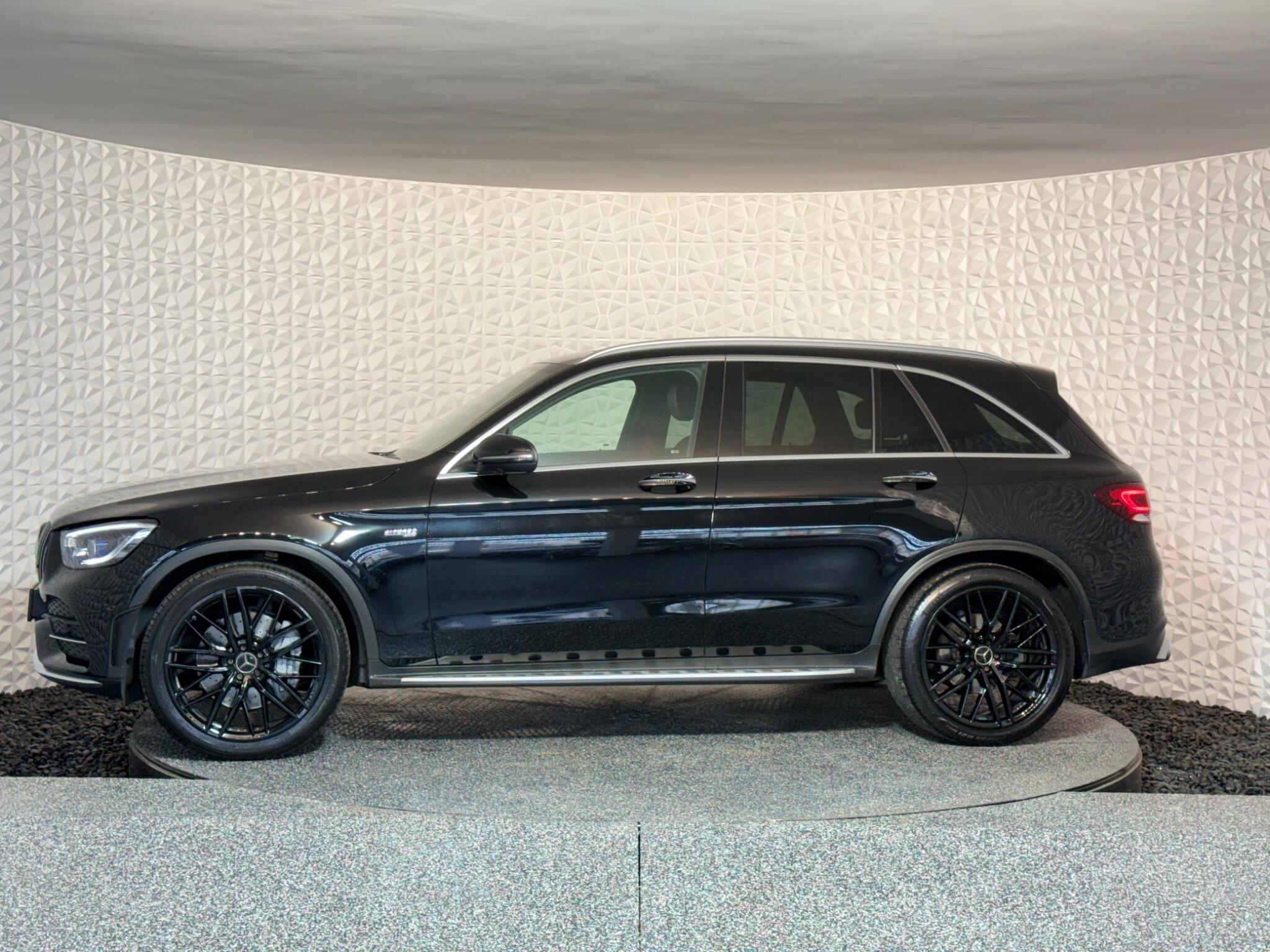 Mercedes GLC - Image 18