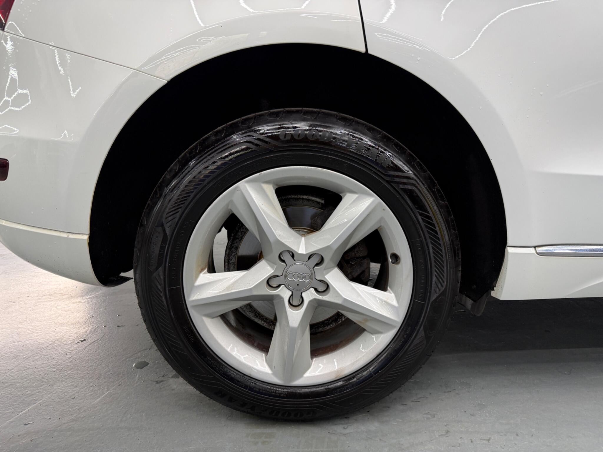 Audi Q5 - Image 18