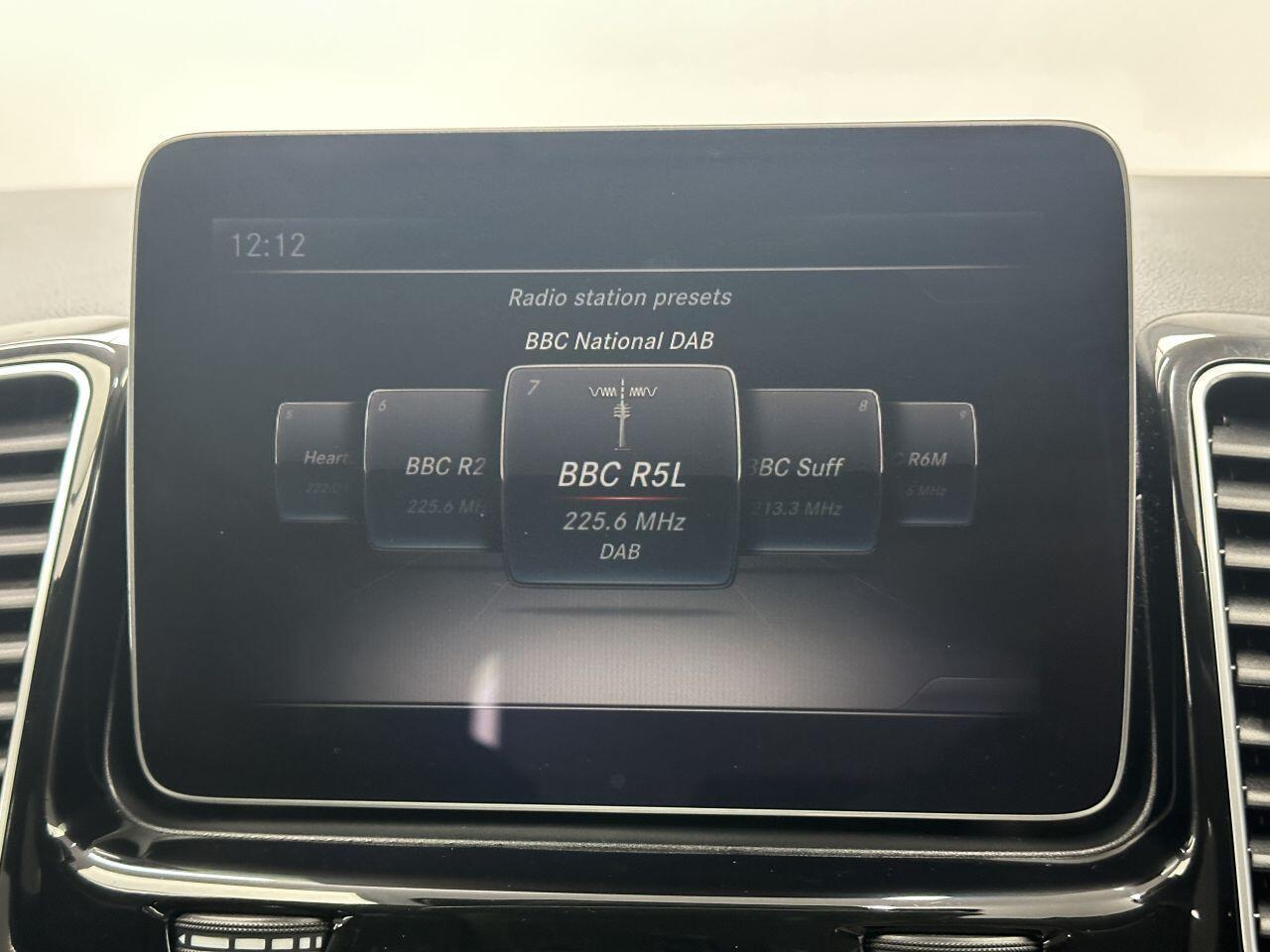 Mercedes GLE - Image 25