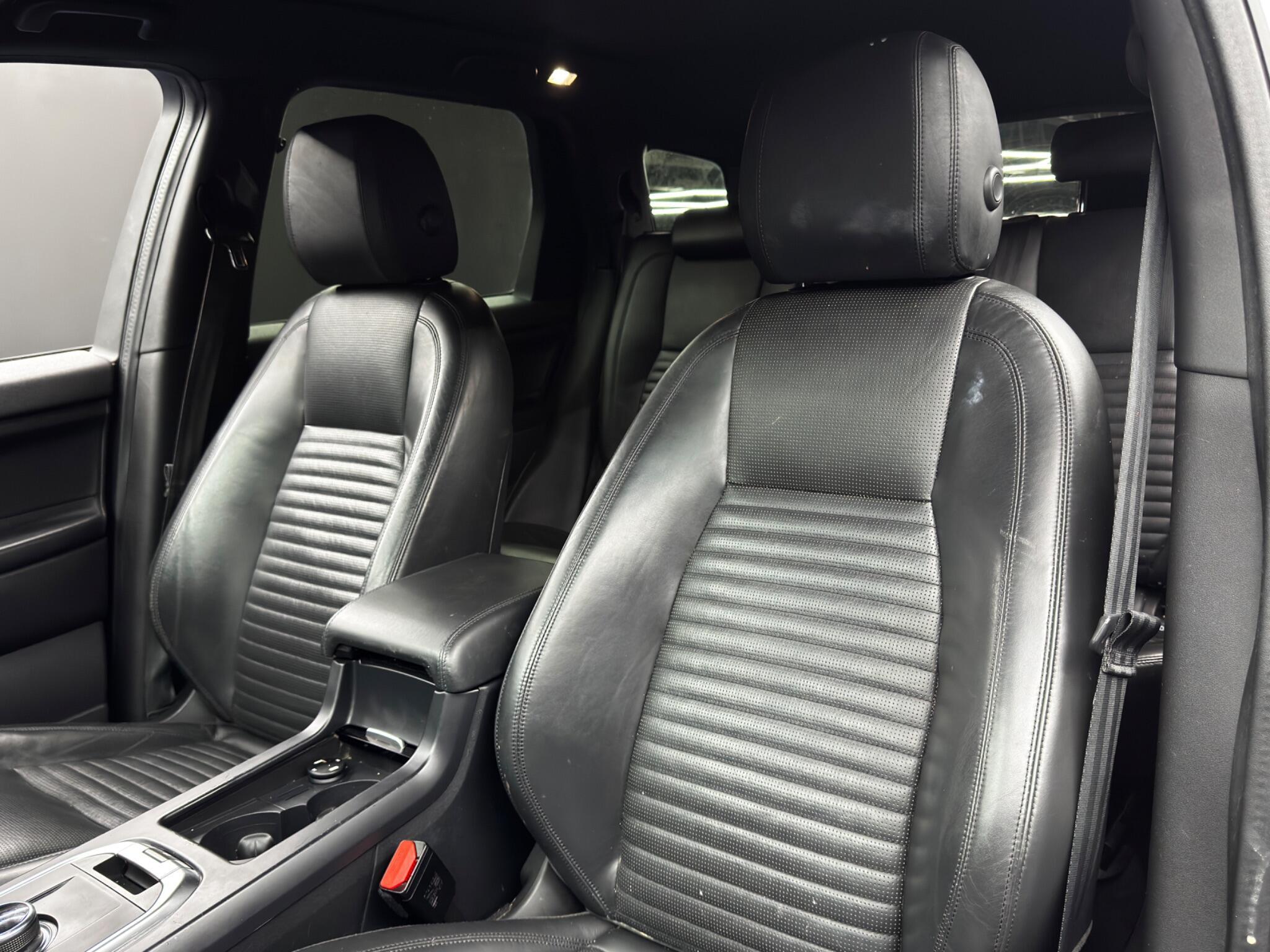 Land Rover DISCOVERY SPORT - Image 14