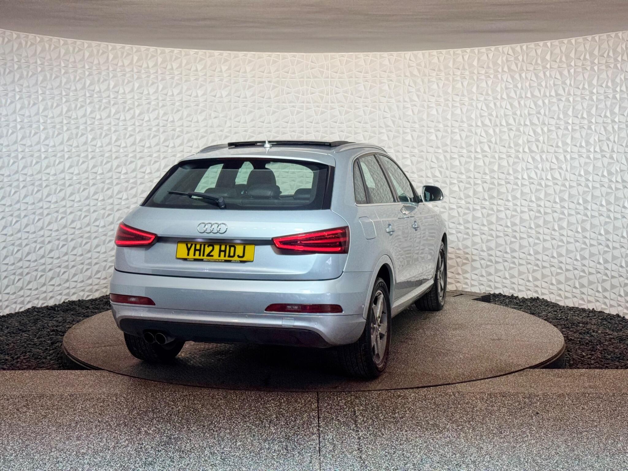 Audi Q3 - Image 13