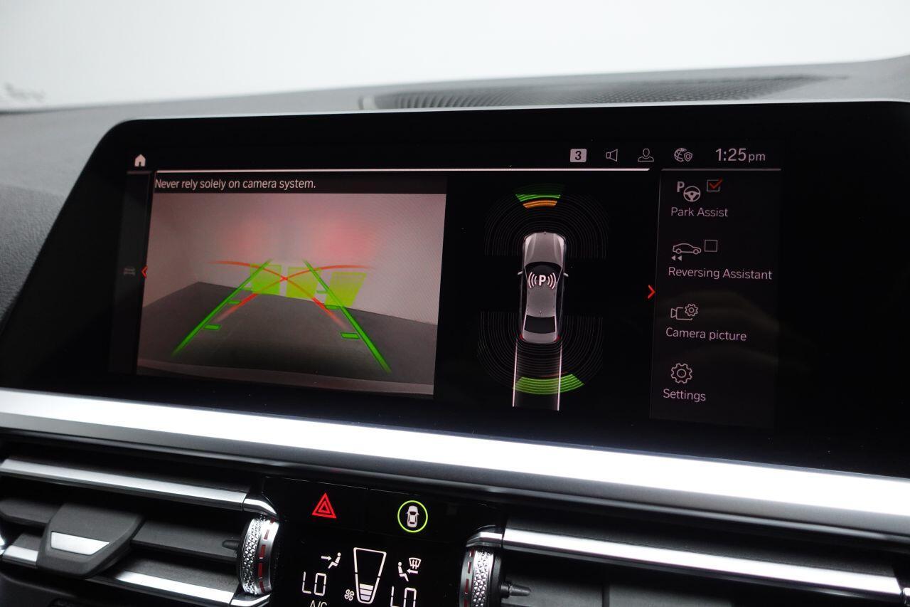 BMW 3 Series - Image 16