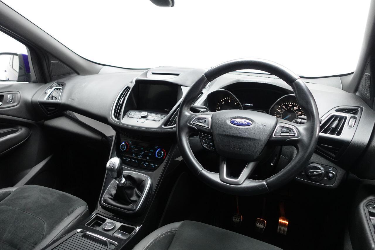 Ford Kuga - Image 15