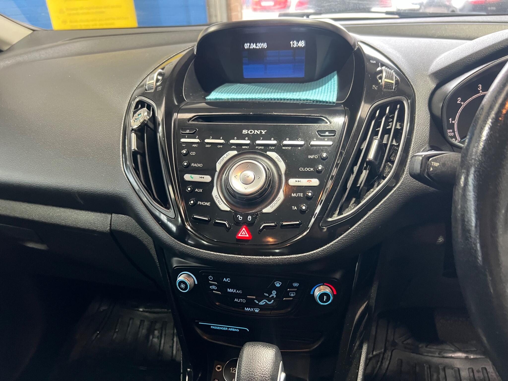 Ford B-Max - Image 22