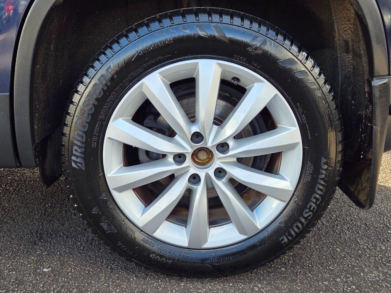 Volkswagen Tiguan - Image 16