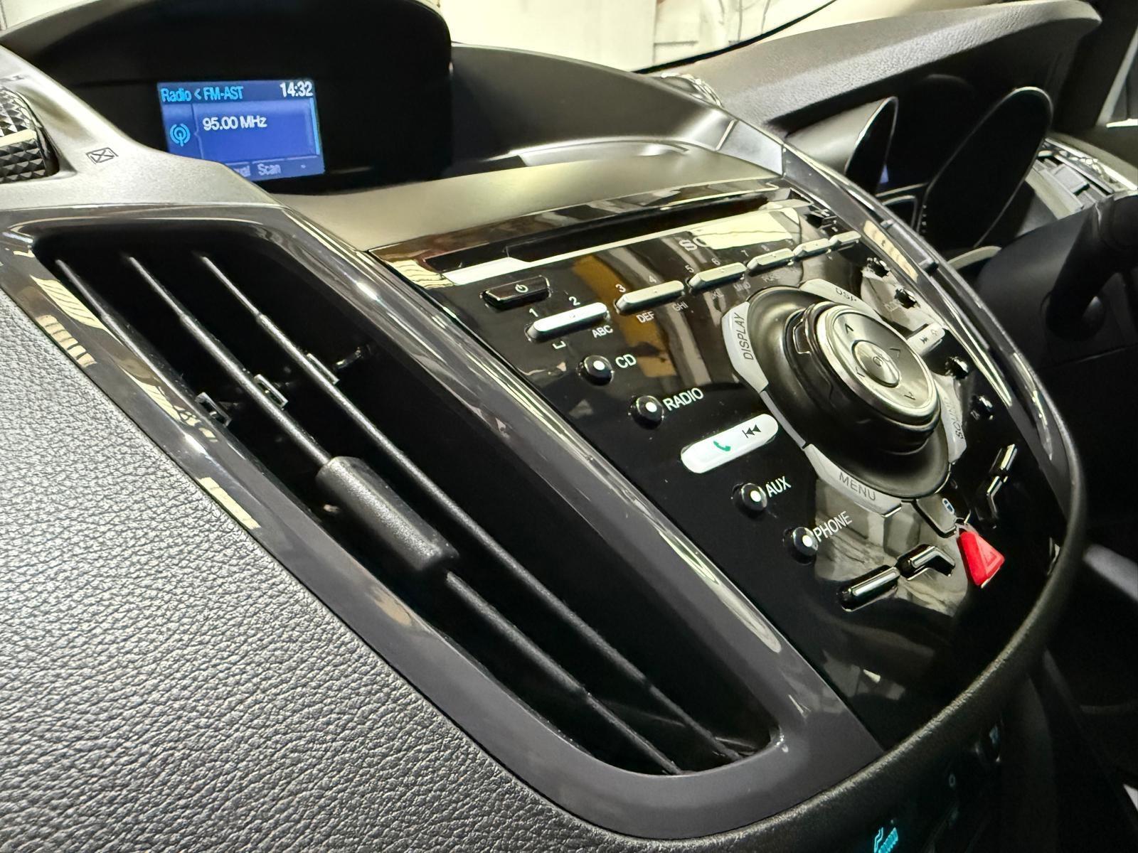 Ford Kuga - Image 33