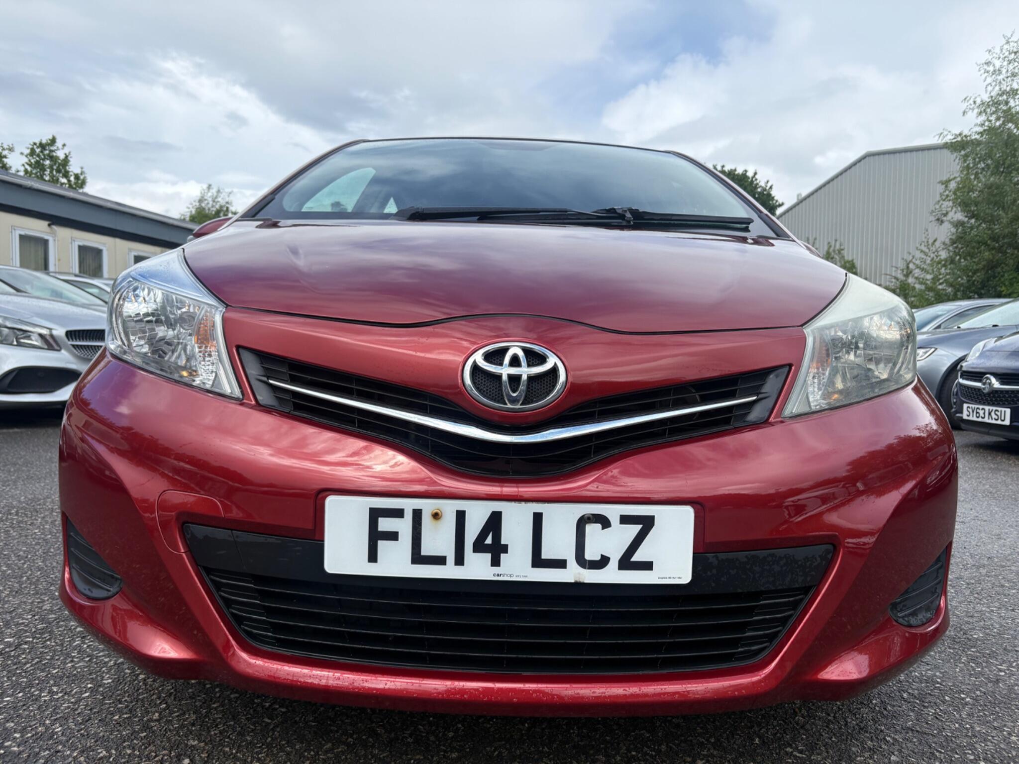 Toyota Yaris - Image 4