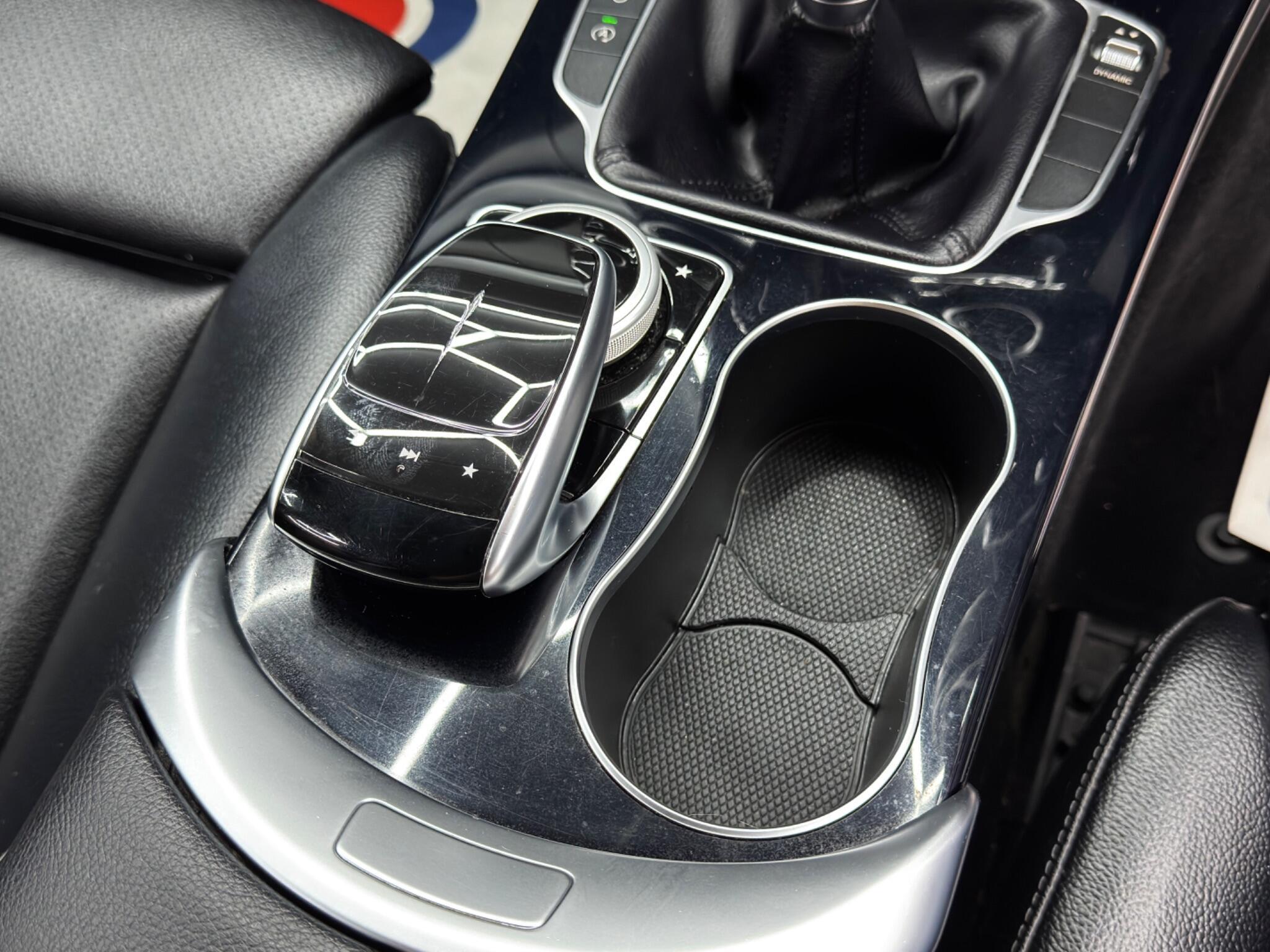 Mercedes C Class - Image 25