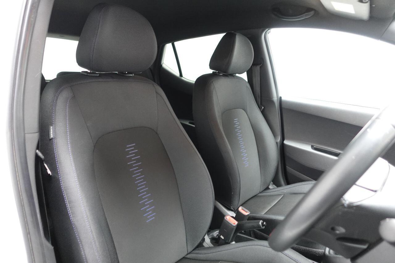 Hyundai i10 - Image 10