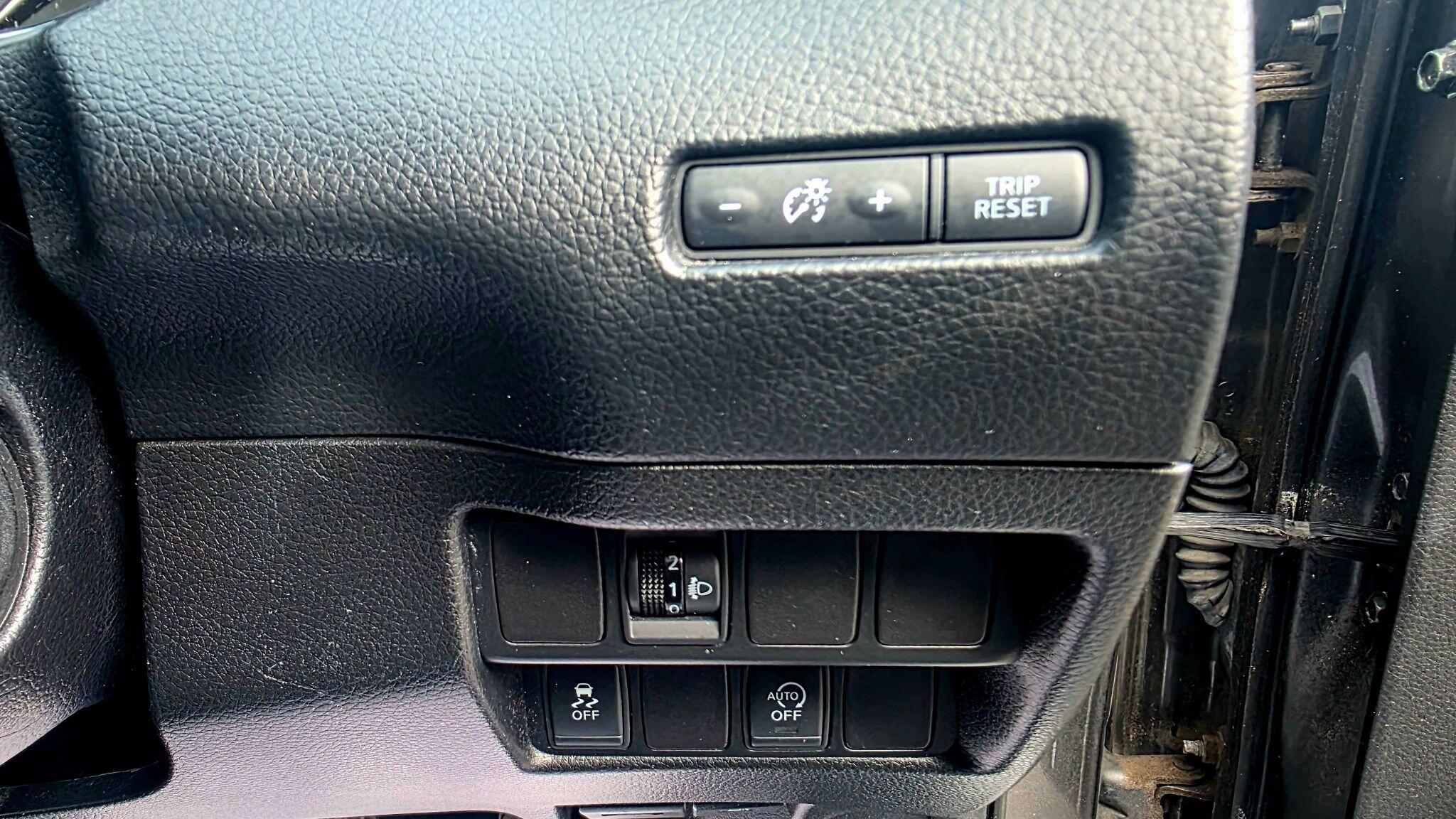 Nissan Qashqai - Image 23