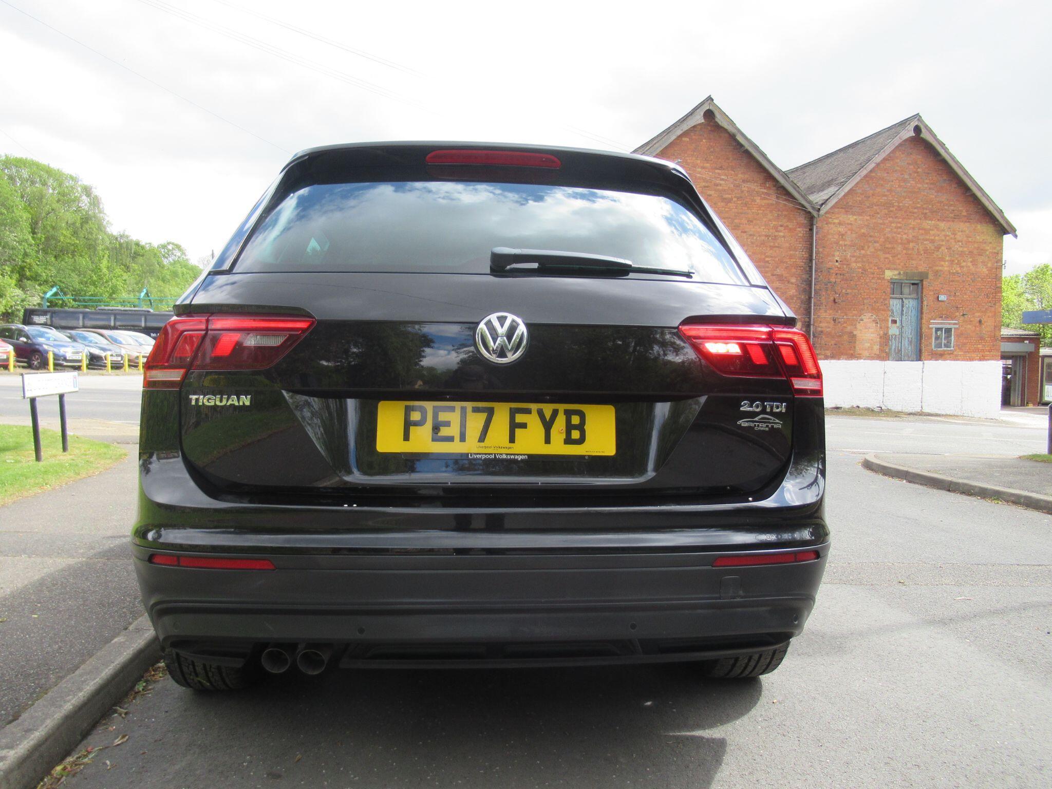 Volkswagen Tiguan - Image 4