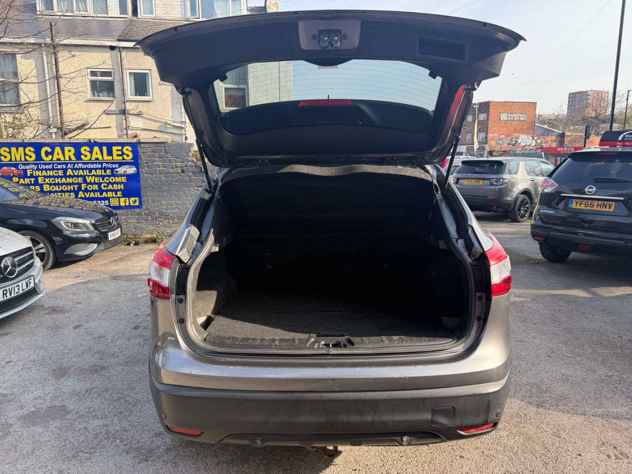 Nissan Qashqai - Image 29