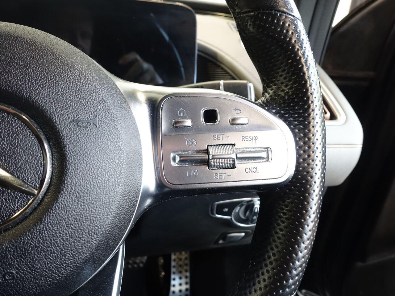 Mercedes-benz EQC - Image 17