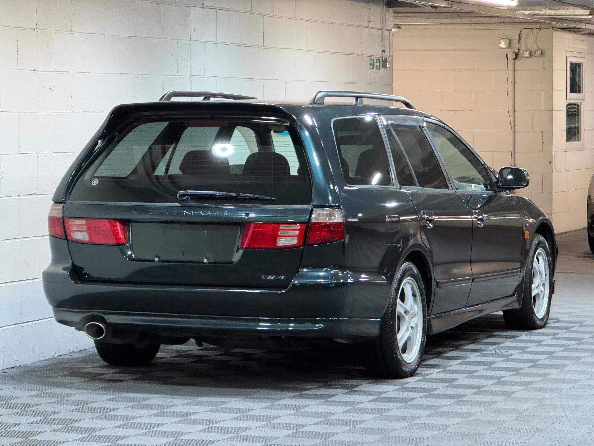 Mitsubishi Legnum - Image 4
