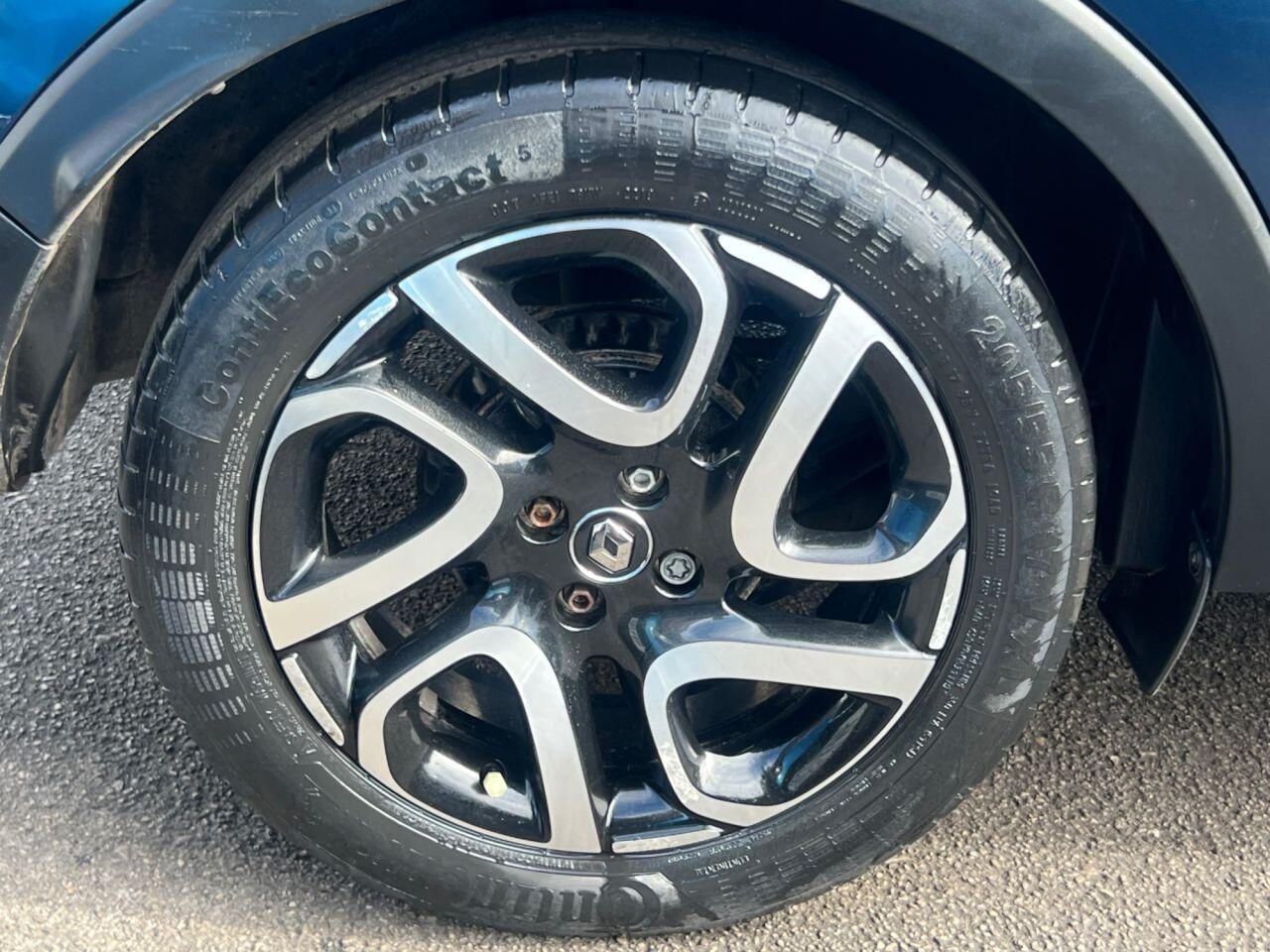 Renault Captur - Image 30