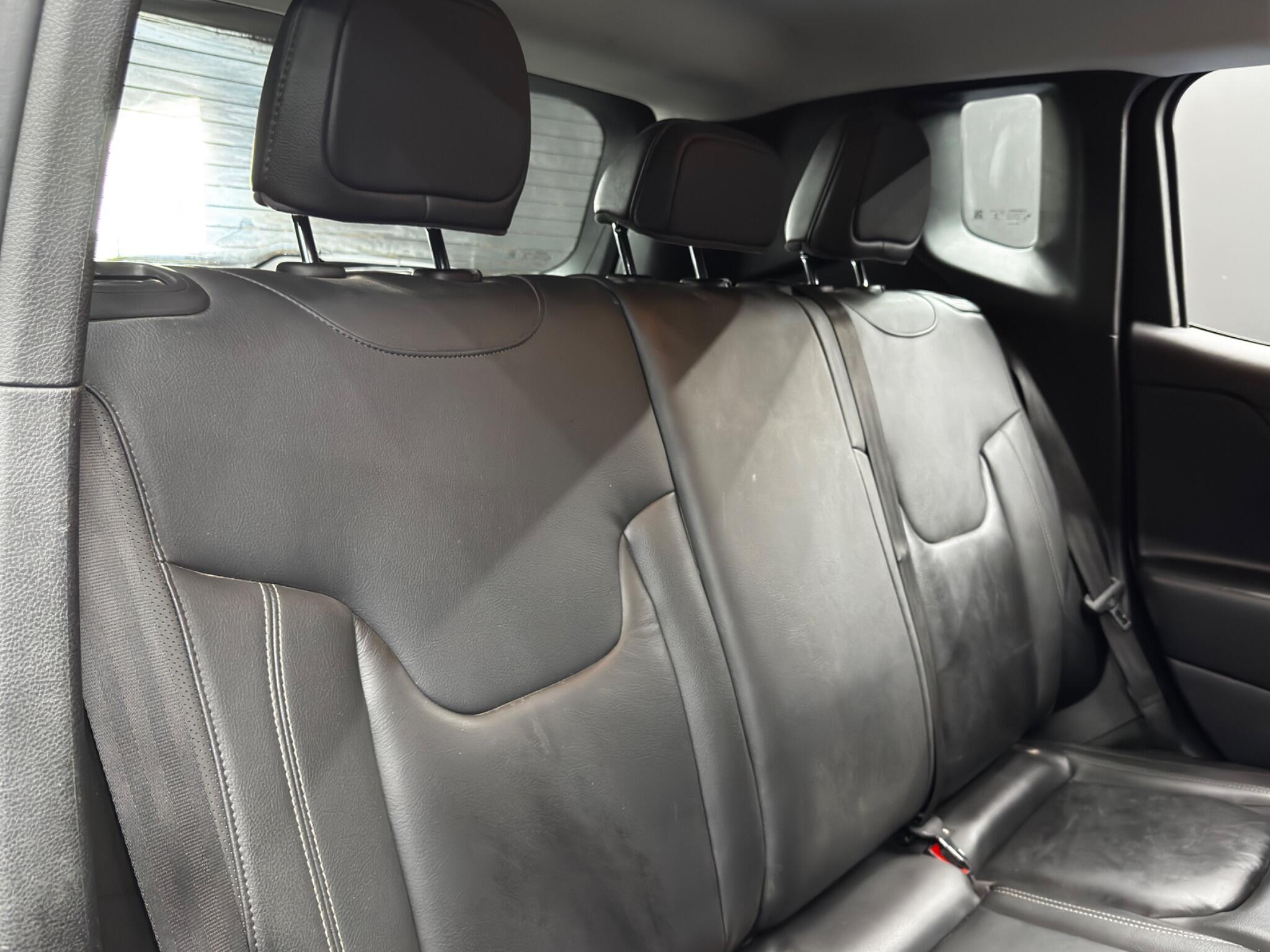 Jeep Renegade - Image 15