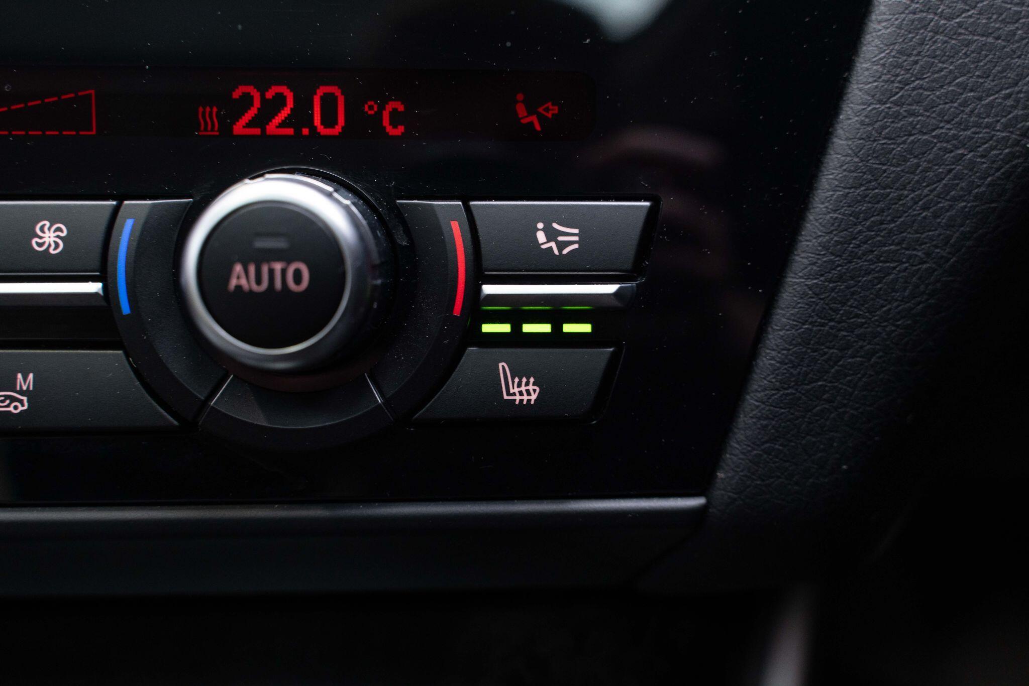 BMW 6 SERIES GRAN COUPE - Image 16