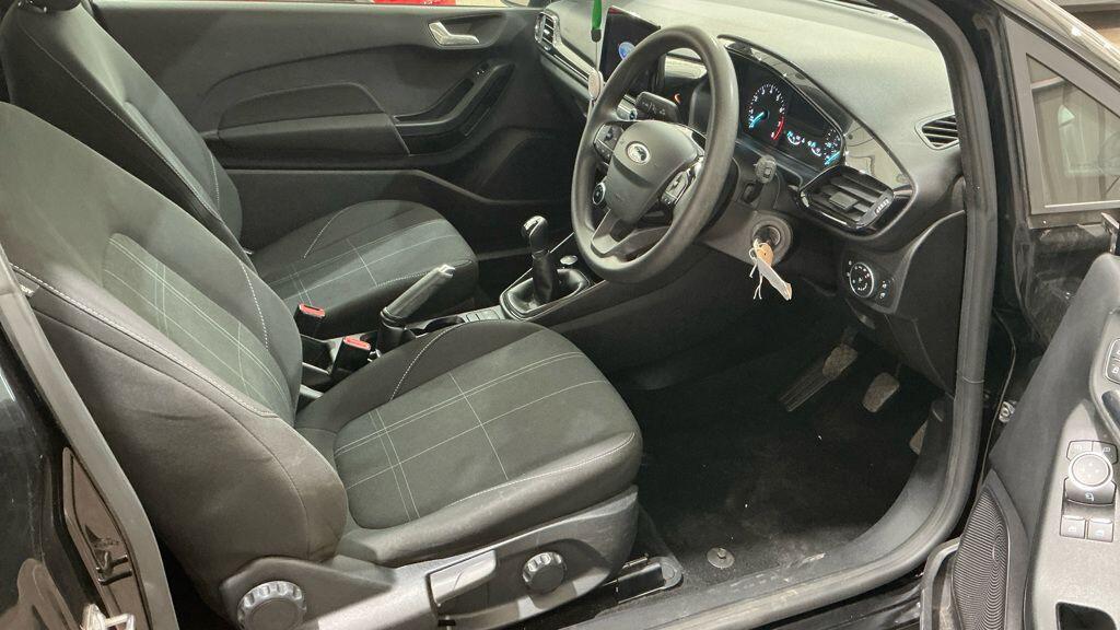 Ford Fiesta - Image 2