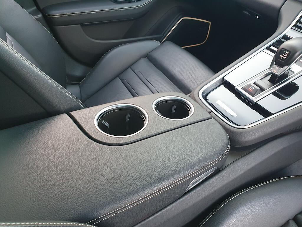 Porsche Panamera - Image 29