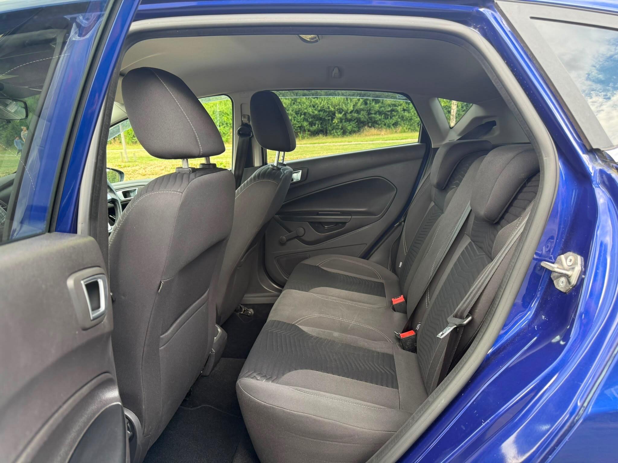 Ford Fiesta - Image 8