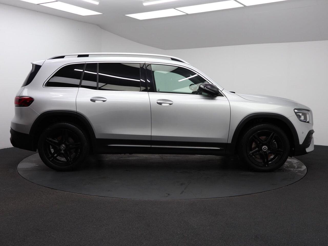 Mercedes-benz GLB - Image 14